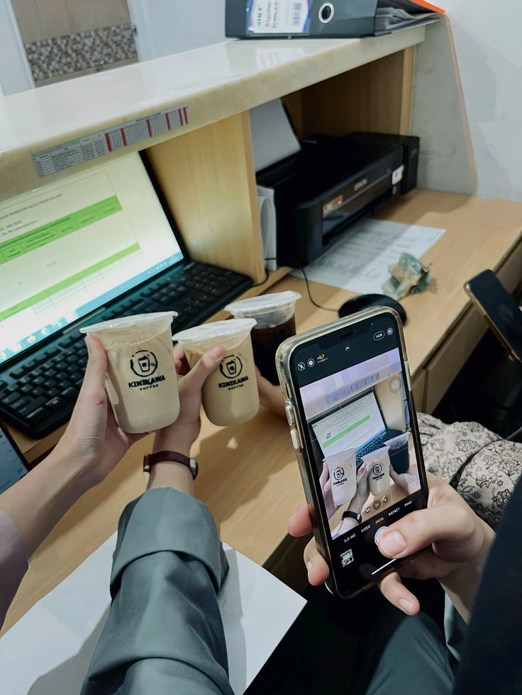 Rahasia Kenapa Pekerja Kantor Butuh Minum Kopi